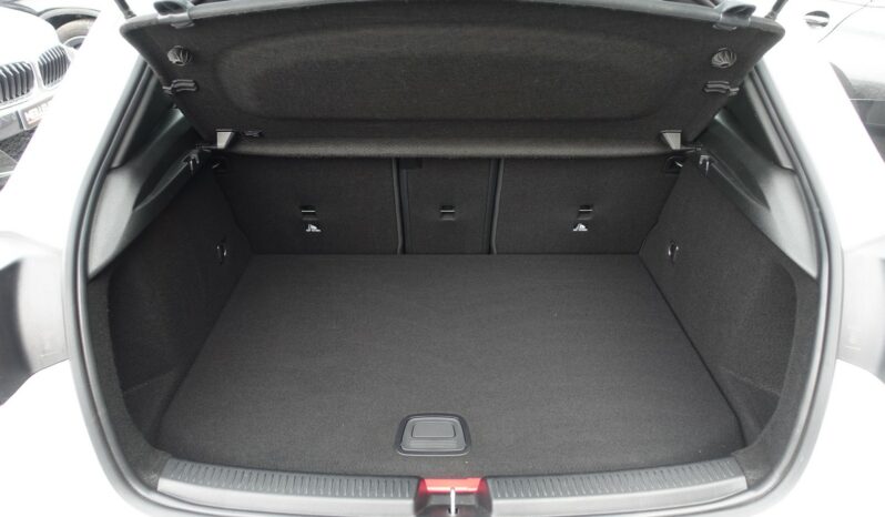 MERCEDES CLASSE A 250 E 8G-DCT 218 CH HYBRIDE RECHARGEABLE complet