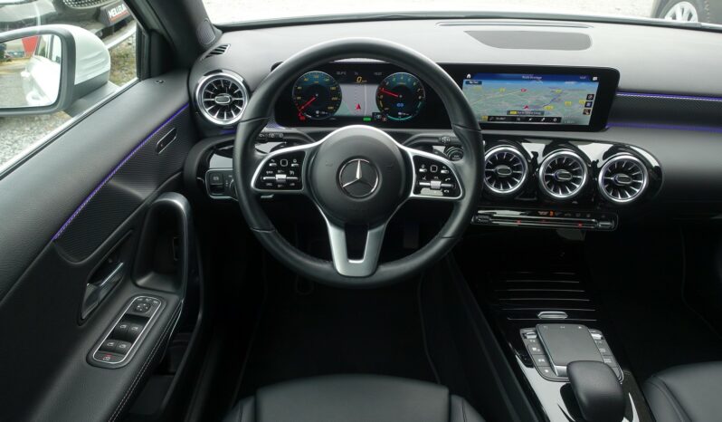 MERCEDES CLASSE A 250 E 8G-DCT 218 CH HYBRIDE RECHARGEABLE complet