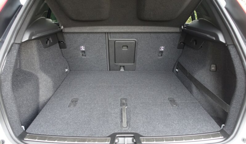 VOLVO XC40 D3 R-DESIGN complet
