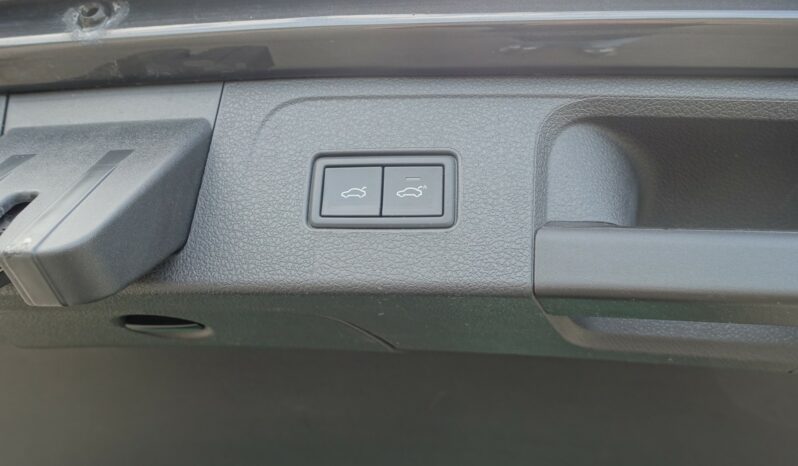 VOLKSWAGEN PASSAT SW 218 CH GTE HYBRIDE RECHARGEABLE DSG complet