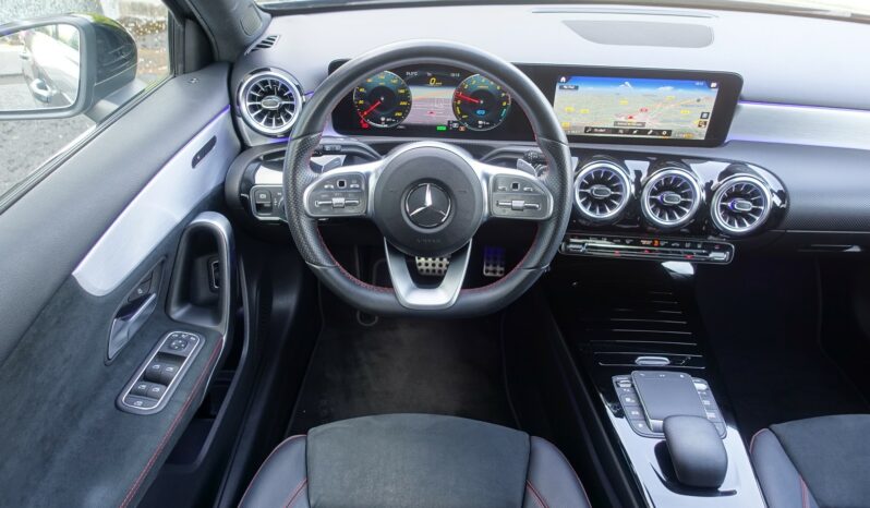 MERCEDES CLASSE A 250 E EQ POWER HYBRIDE 8G-DCT AMG-LINE complet