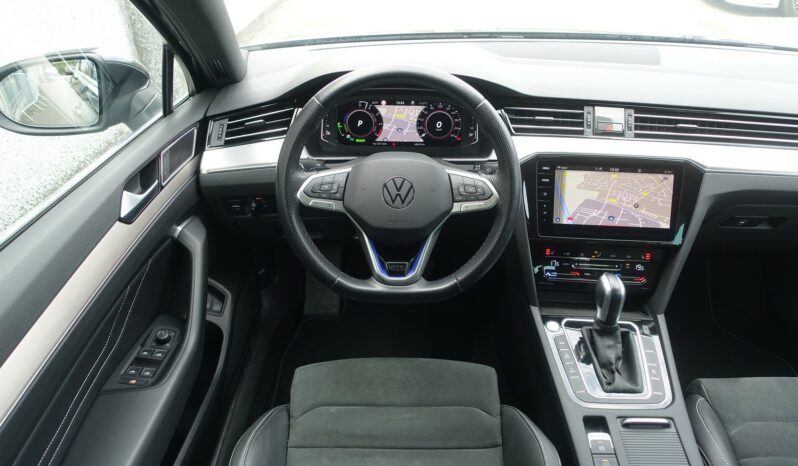VOLKSWAGEN PASSAT SW 218 CH GTE HYBRIDE RECHARGEABLE DSG complet