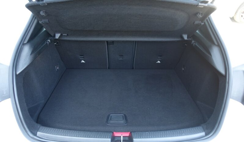 MERCEDES CLASSE A 250 E 8G-DCT 218 CH HYBRIDE RECHARGEABLE complet