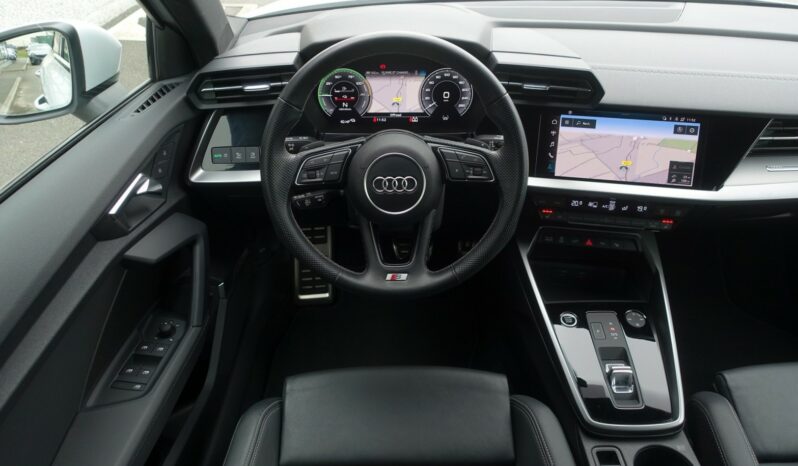 AUDI A3 SPORTBACK 40 TFSI E TRON S-TRONIC 204 CH HYBRIDE RECHARGEABLE S-LINE complet