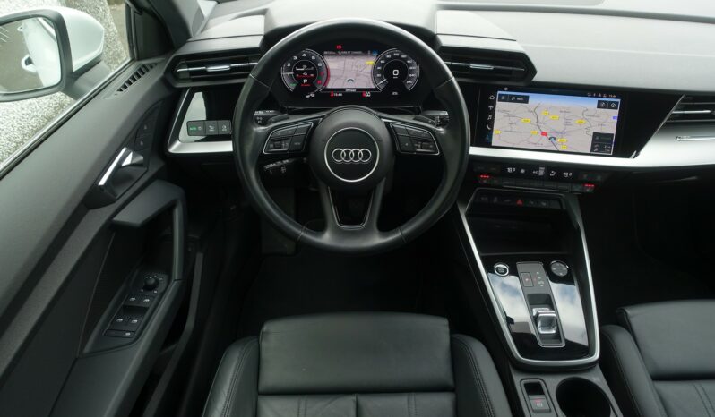 AUDI A3 SPORTBACK 40 TFSI E TRON S-TRONIC 204 CH HYBRIDE RECHARGEABLE complet