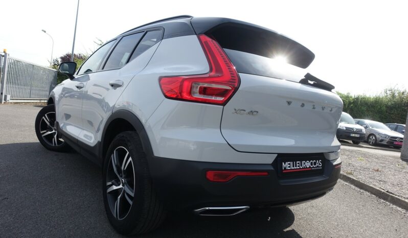 VOLVO XC40 D3 R-DESIGN complet