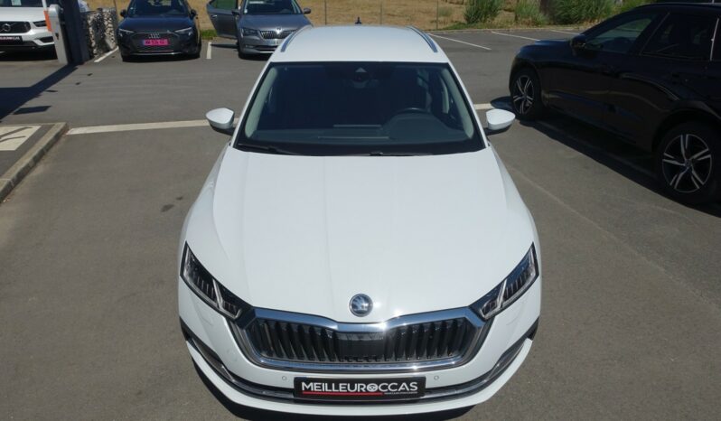 SKODA OCTAVIA COMBI IV DSG6 PHEV HYBRIDE RECHARGEABLE 204 CH ( break ) complet