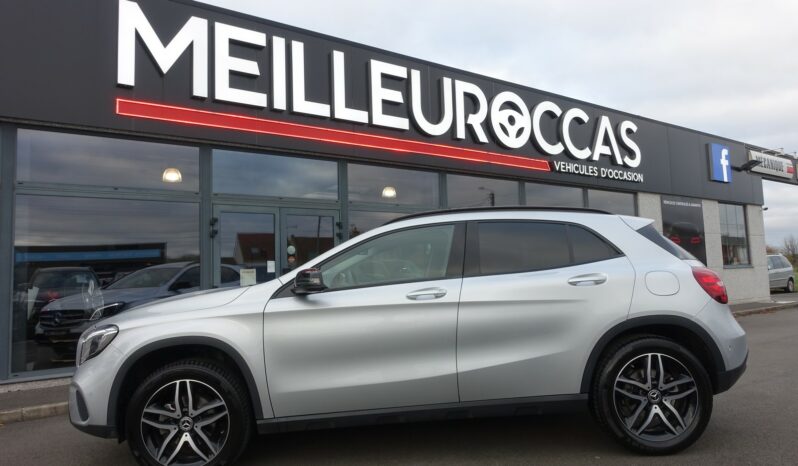 MERCEDES CLASSE GLA 180 7G-DCT complet