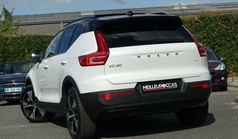 VOLVO XC 40 T4 HYBRIDE RECHARGEABLE GEARTRONIC 211 CH R-DESIGN complet