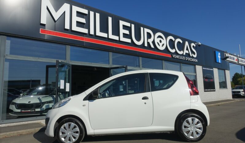 PEUGEOT 107 1.0 68 CH complet