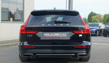 VOLVO V 60 T6 AWD GEARTRONIC 340CH HYBRIDE RECHARGEABLE R-DESIGN complet