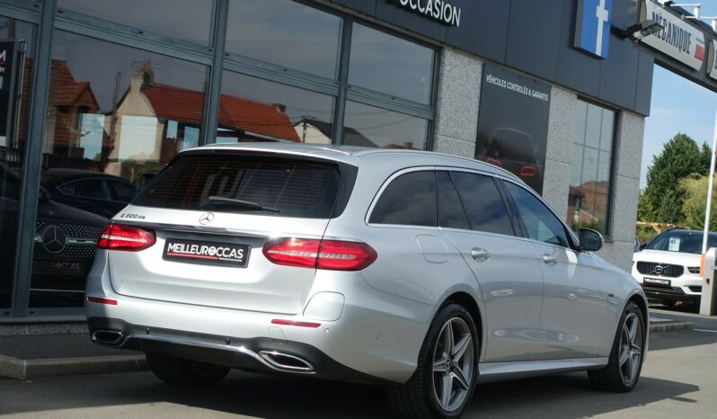 MERCEDES CLASSE E 300DE BREAK 9G-TRONIC 306 CH HYBRIDE EQ POWER ( Diesel + élec )  AMG-LINE complet
