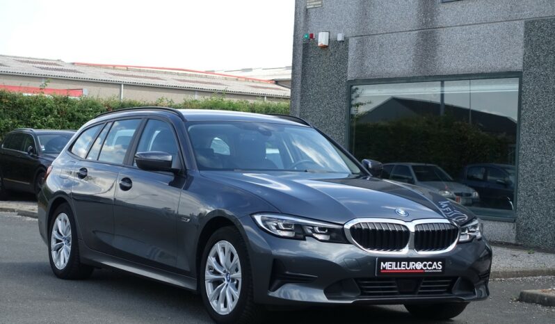 BMW 320 E TOURING HYBRIDE RECHARGEABLE 204 CH complet