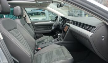 VOLKSWAGEN PASSAT SW 218 CH GTE HYBRIDE RECHARGEABLE DSG complet