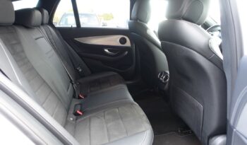 MERCEDES CLASSE E 300DE BREAK 9G-TRONIC 306 CH HYBRIDE EQ POWER ( Diesel + élec )  AMG-LINE complet