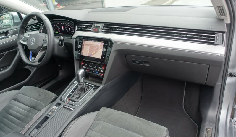VOLKSWAGEN PASSAT SW 218 CH GTE HYBRIDE RECHARGEABLE DSG complet