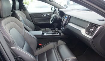 VOLVO V 60 T6 AWD GEARTRONIC 340CH HYBRIDE RECHARGEABLE R-DESIGN complet