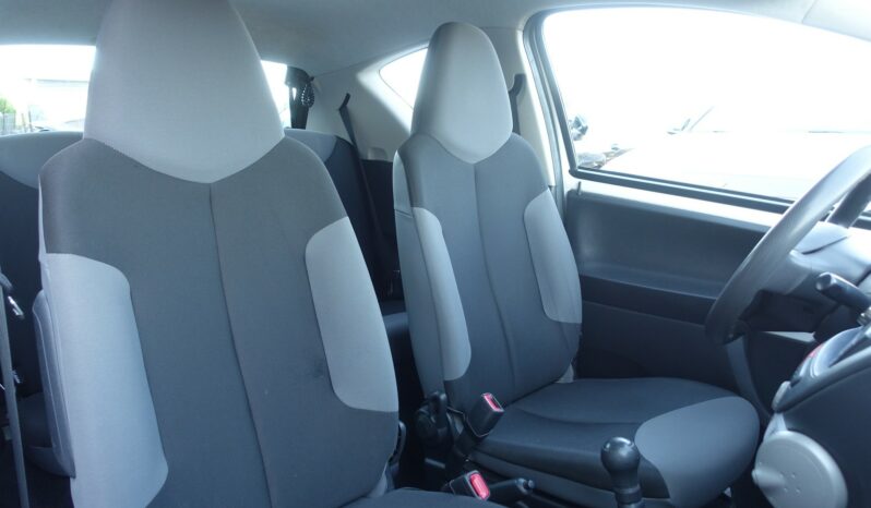 PEUGEOT 107 1.0 68 CH complet