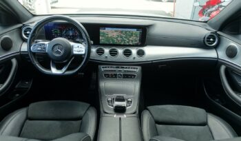 MERCEDES CLASSE E 300DE BREAK 9G-TRONIC 306 CH HYBRIDE EQ POWER ( Diesel + élec )  AMG-LINE complet
