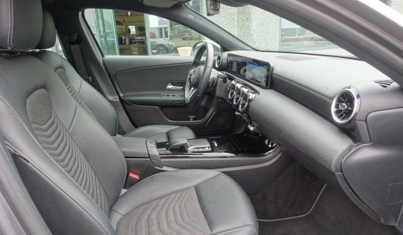 MERCEDES CLASSE A 180d 8G-DCT complet