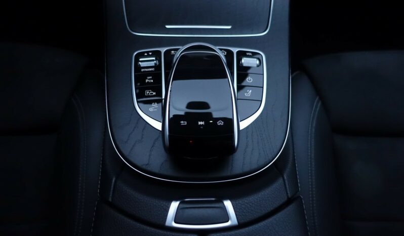 MERCEDES CLASSE E 300DE BREAK 9G-TRONIC 306 CH HYBRIDE EQ POWER ( Diesel + élec )  AMG-LINE complet