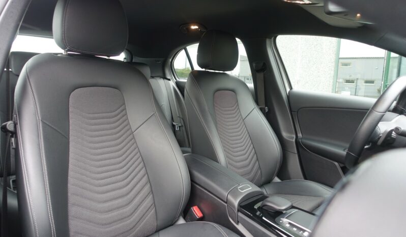 MERCEDES CLASSE A 180d 8G-DCT complet