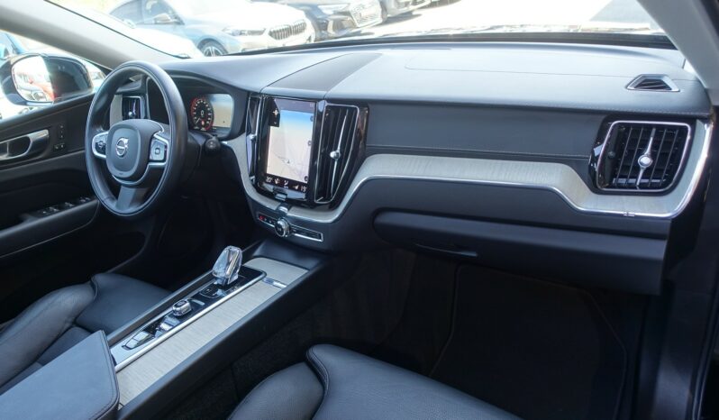 VOLVO XC 60 T6 HYBRIDE RECHARGEABLE GEARTRONIC AWD 340 CH  INSCRIPTION complet