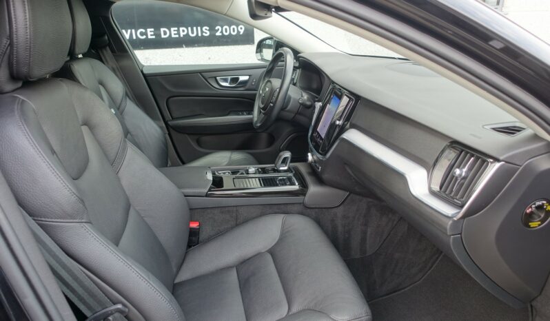 VOLVO V 60 T6 AWD GEARTRONIC 340CH HYBRIDE RECHARGEABLE  INSCRIPTION complet
