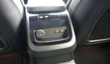 VOLVO V 60 T6 AWD GEARTRONIC 340CH HYBRIDE RECHARGEABLE R-DESIGN complet