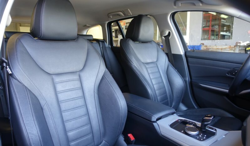 BMW 320 E TOURING HYBRIDE RECHARGEABLE 204 CH complet