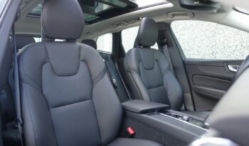 VOLVO XC 60 T6 HYBRIDE RECHARGEABLE GEARTRONIC AWD 340 CH  INSCRIPTION complet