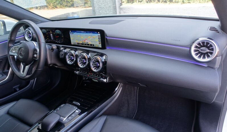 MERCEDES CLASSE A 180d 8G-DCT complet