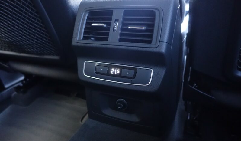 AUDI Q5 50 TFSI E-TRON 299 CH QUATTRO S-TRONIC HYBRIDE RECHARGEABLE complet