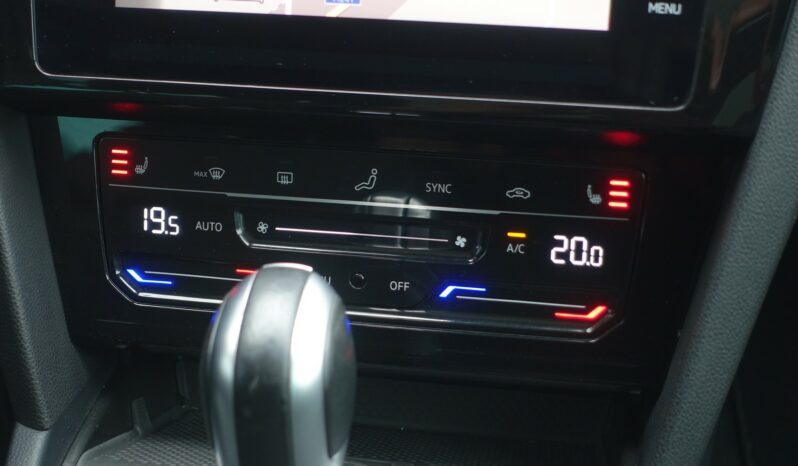 VOLKSWAGEN PASSAT SW 218 CH GTE HYBRIDE RECHARGEABLE DSG complet