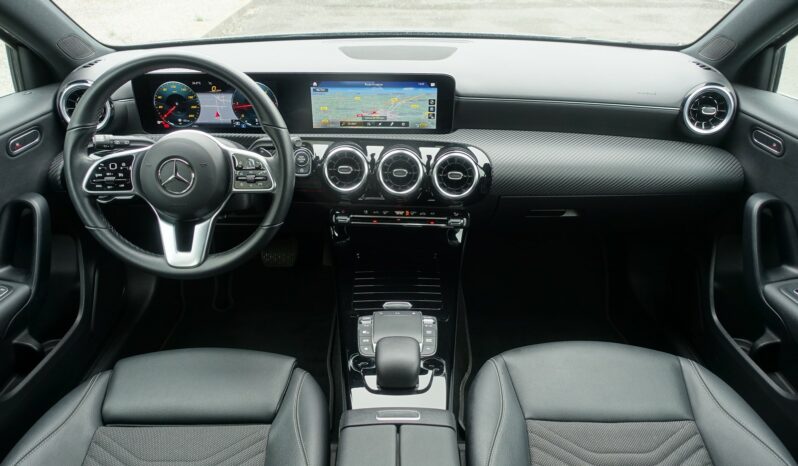 MERCEDES CLASSE A 180d 8G-DCT complet