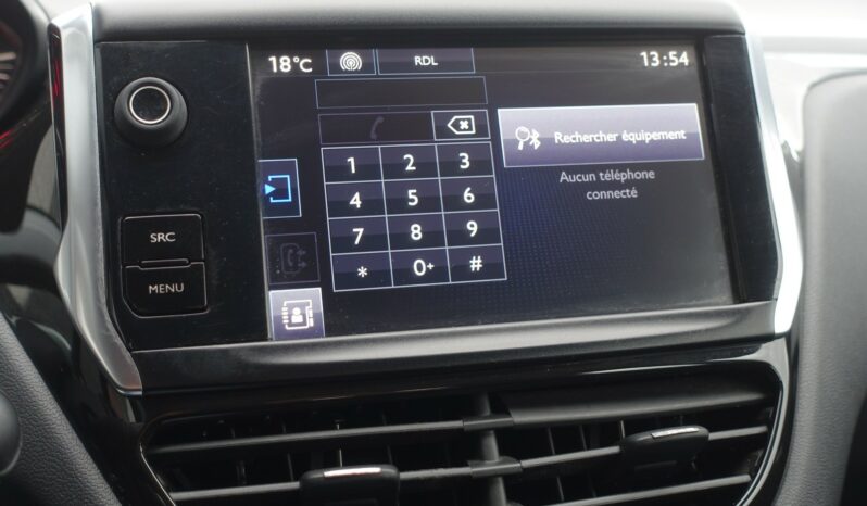 PEUGEOT 208 1.4L HDI 68CH 5 PORTES complet