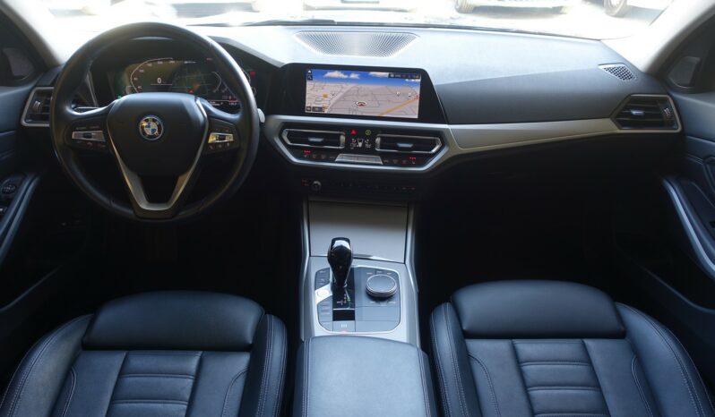 BMW 320 E TOURING HYBRIDE RECHARGEABLE 204 CH complet