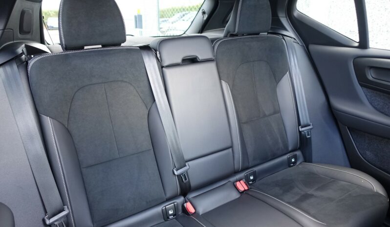 VOLVO XC 40 T4 HYBRIDE RECHARGEABLE GEARTRONIC 211 CH R-DESIGN complet