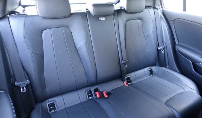 MERCEDES CLASSE A 250 E 218 CH EQ POWER HYBRIDE RECHARGEABLE 8G-DCT complet