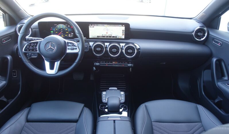 MERCEDES CLASSE A 250 E 218 CH EQ POWER HYBRIDE RECHARGEABLE 8G-DCT complet