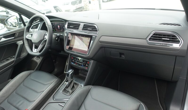 VOLKSWAGEN TIGUAN 245 CH E HYBRIDE RECHARGEABLE DSG R-LINE complet