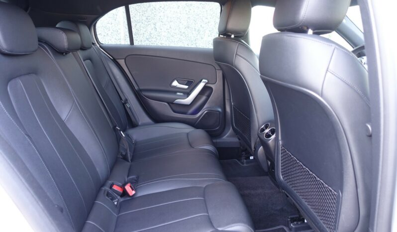 MERCEDES CLASSE A 180d 8G-DCT complet