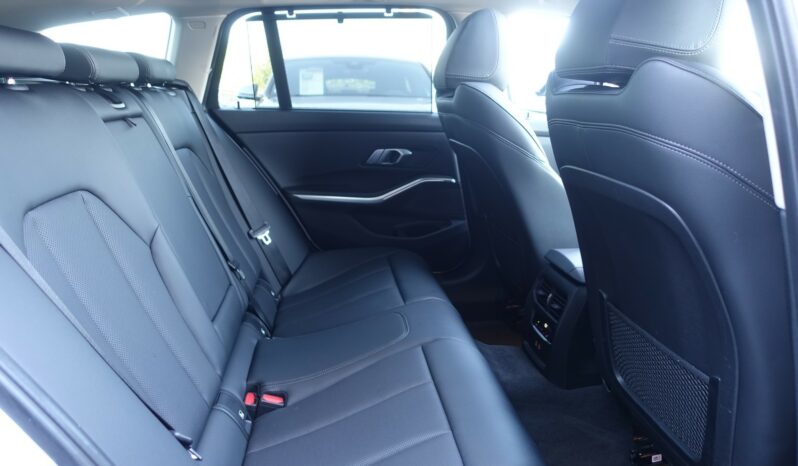 BMW 330 EA TOURING HYBRIDE RECHARGEABLE 292 CH complet