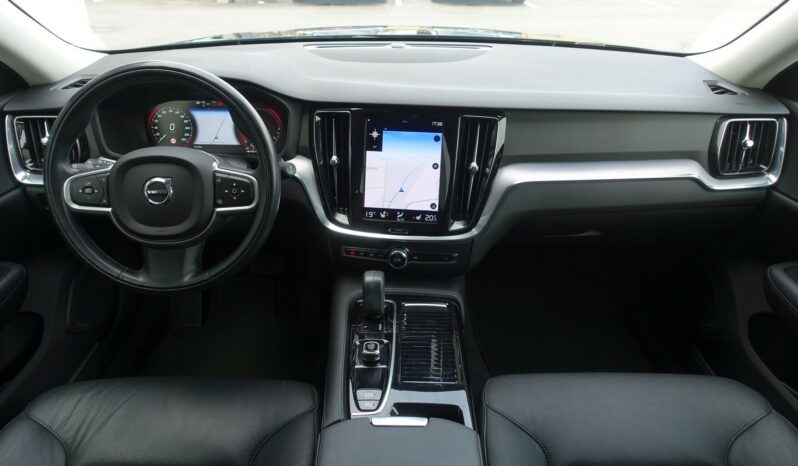 VOLVO V 60 T6 AWD GEARTRONIC 340CH HYBRIDE RECHARGEABLE  INSCRIPTION complet