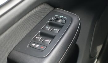 VOLVO V 60 T6 AWD GEARTRONIC 340CH HYBRIDE RECHARGEABLE R-DESIGN complet