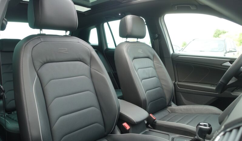 VOLKSWAGEN TIGUAN 245 CH E HYBRIDE RECHARGEABLE DSG R-LINE complet