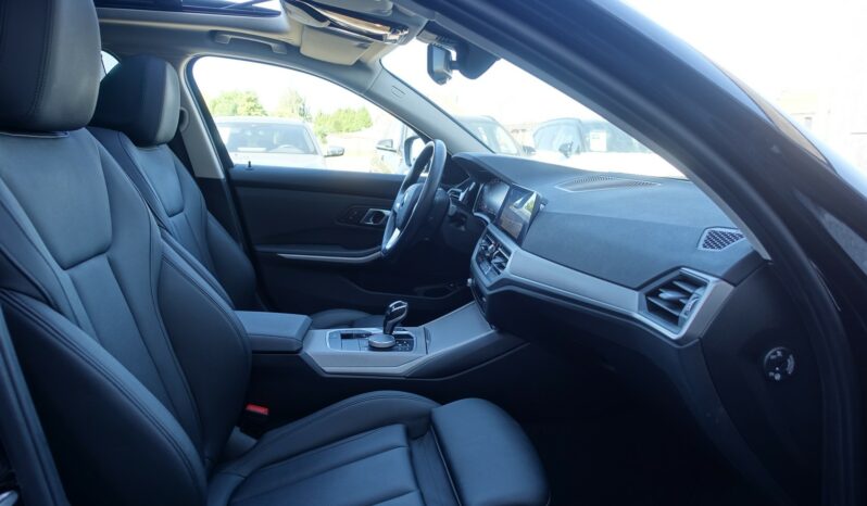BMW 320 E TOURING HYBRIDE RECHARGEABLE 204 CH complet