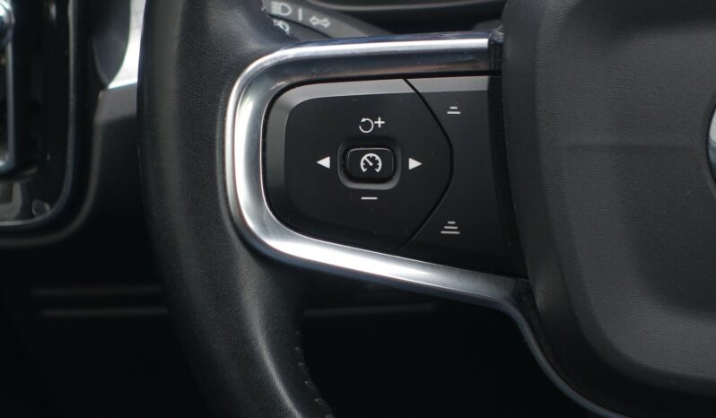 VOLVO XC40 D3 150 CH MOMENTUM complet