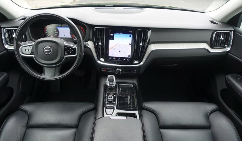 VOLVO V 60 T6 AWD GEARTRONIC 340CH HYBRIDE RECHARGEABLE  INSCRIPTION complet