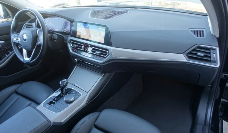 BMW 320 E TOURING HYBRIDE RECHARGEABLE 204 CH complet